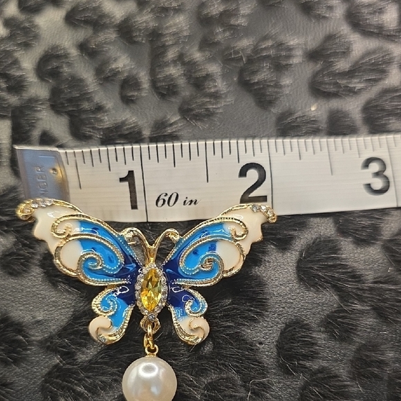 Exquisite Blue and Gold Butterfly Brooch - Picture 3 of 6